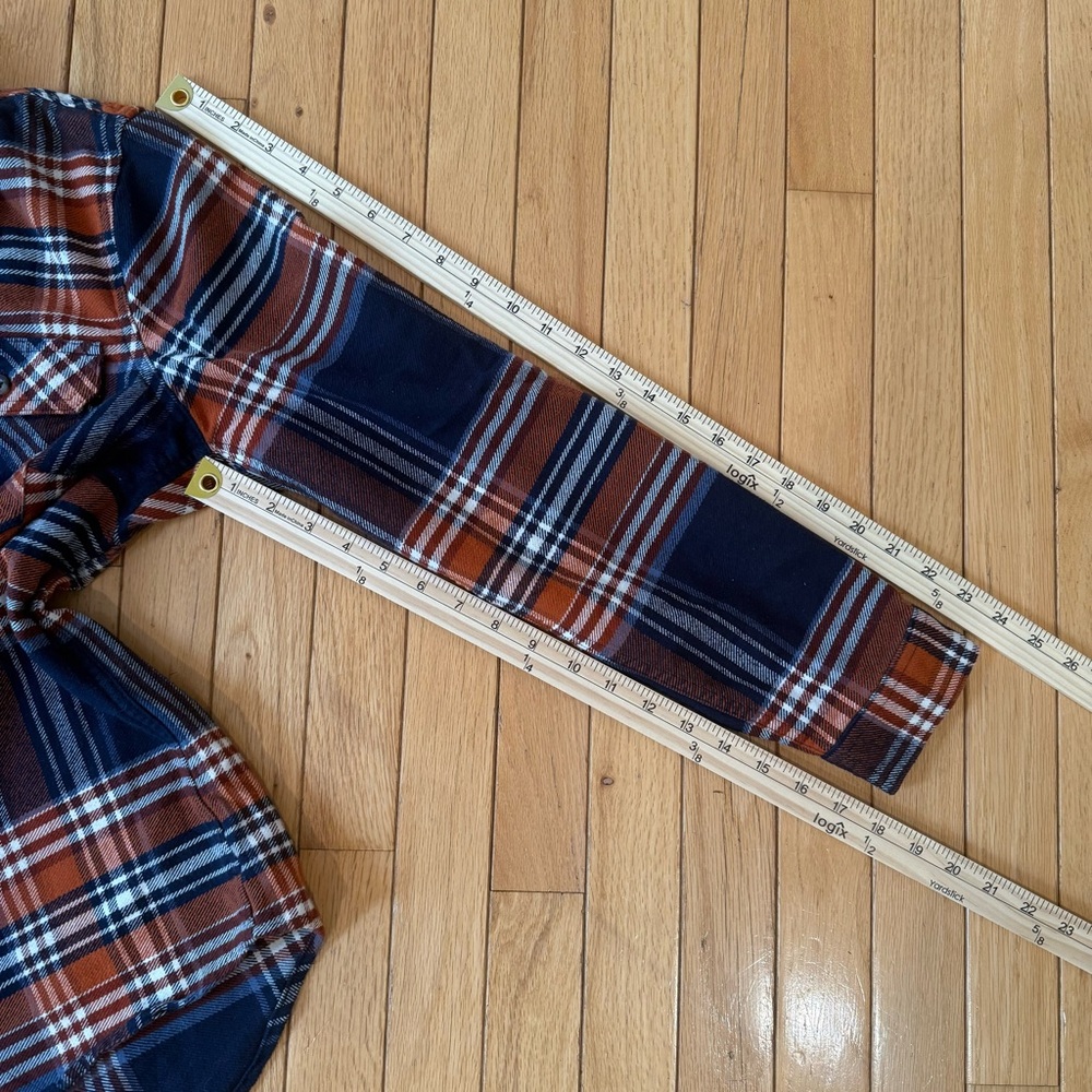 Duluth Trading Co Button-Down Shirt in Navy, Rust and White - Picture 9 of 12